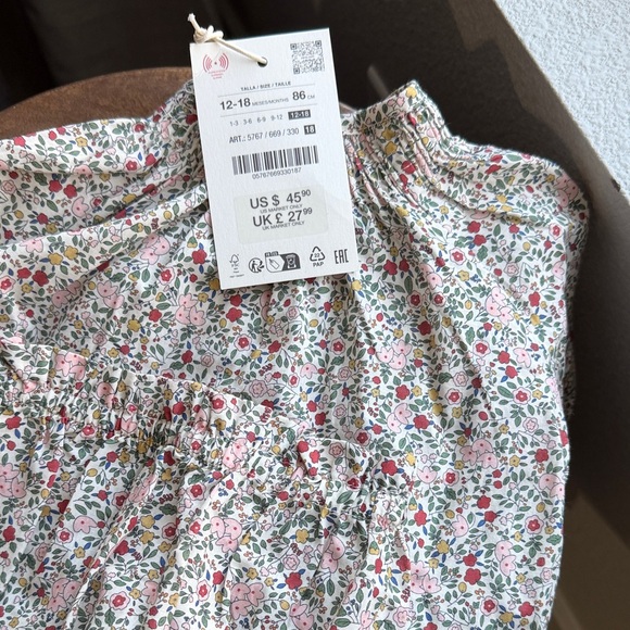 Zara Floral Baby Outfit with bloomers - Picture 4 of 6